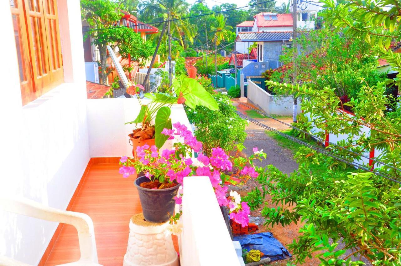 Hotel Senero House à Bentota Extérieur photo